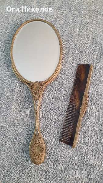Антично кристално двулицево увеличително от едната страна  огледало и гребен, снимка 1