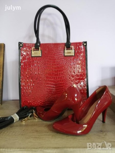 Елегантни дамски обувки естествен лак и чанта, снимка 1