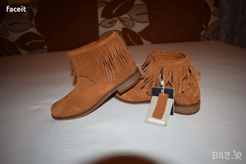 Zara - 33 н - Страхотни детски боти / Зара / Оригинални / Ботуши / Велур, снимка 1