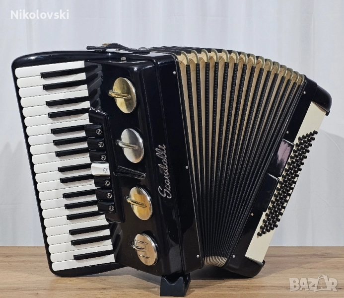 Акордеон Scandalli Brevetto , снимка 1