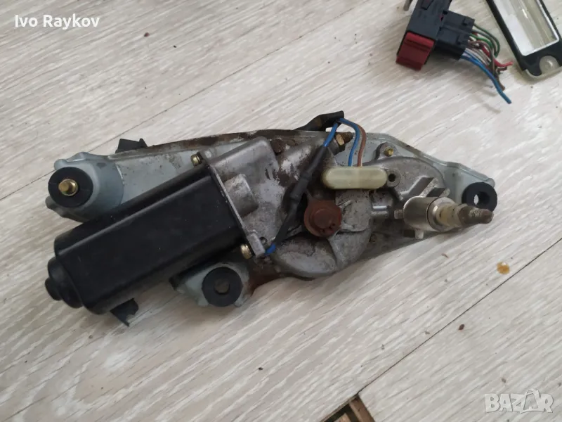 МОТОРЧЕ ЗА ЗАДНА ЧИСТАЧКА SAAB 9-3 4240677 159100-8950, снимка 1