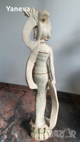 Балийска танцьорка в традиционни одежди. , снимка 8 - Статуетки - 53989268