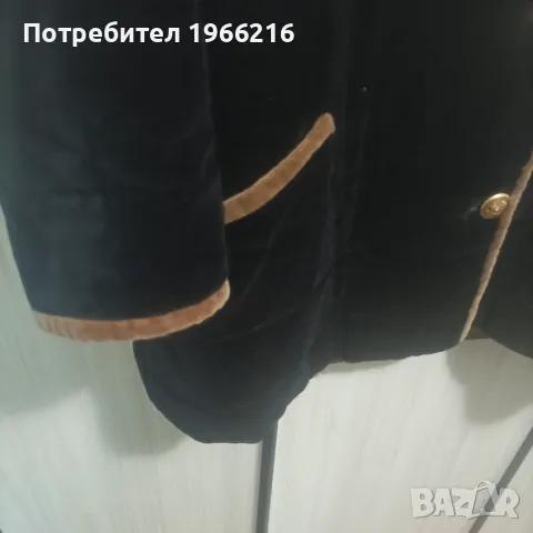 Хубаво топло и леко палтенце, снимка 7 - Палта, манта - 48475593