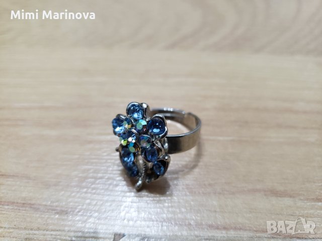 Пръстен с камъни Цвете, снимка 2 - Пръстени - 31224247