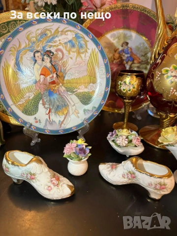Paragon England  Circa 1981 “Пантофите на Спящата красавица” Код P2089, снимка 3 - Декорация за дома - 54037518