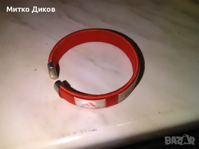 Верижка гривна нова маркова на Адидас промазан плат и метал, снимка 5 - Гривни - 48299404