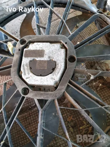 Вентилатор за охлаждане на двигателя А 2045000393 3135103789 MB W212, снимка 4 - Части - 47399295