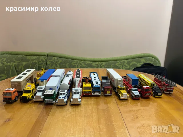 колекция от камиончета на "Matchbox SuperKings" и "SIKU"