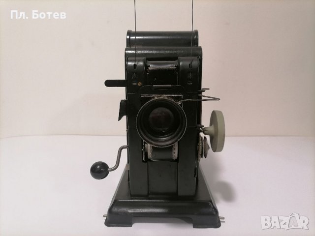 Стар прожекционен апарат , снимка 2 - Антикварни и старинни предмети - 37076084