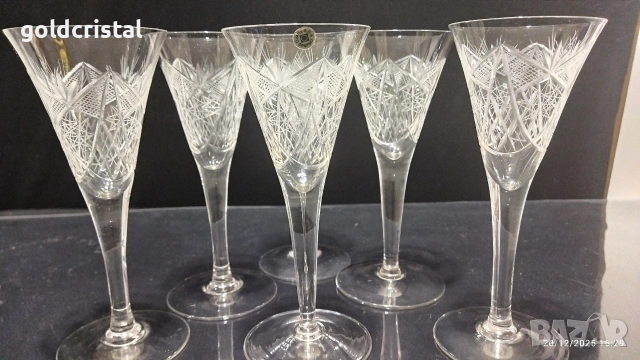 Кристални чаши , снимка 7 - Антикварни и старинни предмети - 42225219