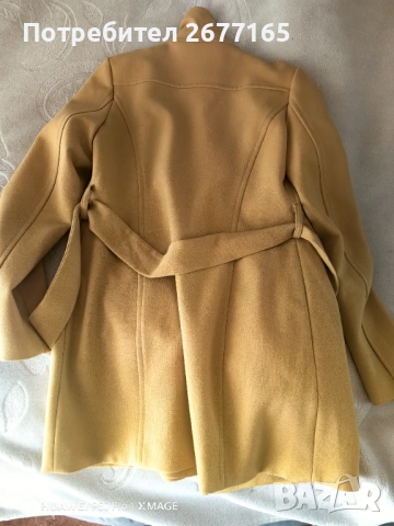 Палто , снимка 2 - Палта, манта - 53051526