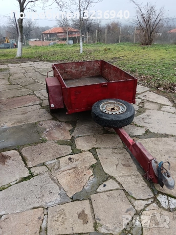 ремарке за лек автомобил