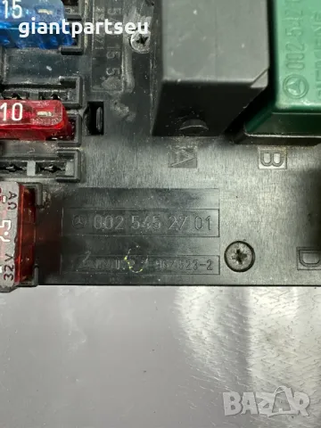 FUSE BOX Бошонно табло за Мерцедес Mercedes-benz W210 W203, снимка 2 - Части - 49245218