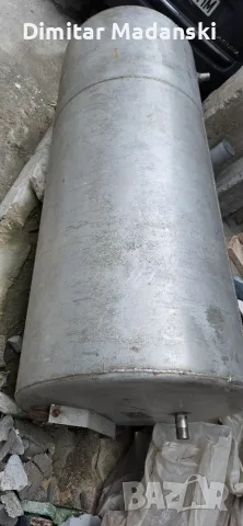Неръждавейка буферен съд,бойлер и т.н 520л, снимка 2 - Бидони, бурета и бъчви - 56273724