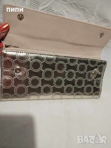 Златно дамско портмоне-клъч, снимка 4 - Чанти - 49750150