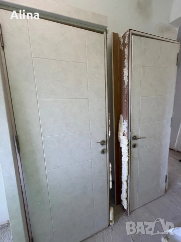 Две интериорни врати, взимане от място , снимка 2 - Интериорни врати - 54137034