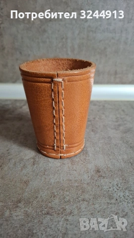 Кожена чашка за хвърляне на зарове , снимка 4 - Настолни игри - 53933304