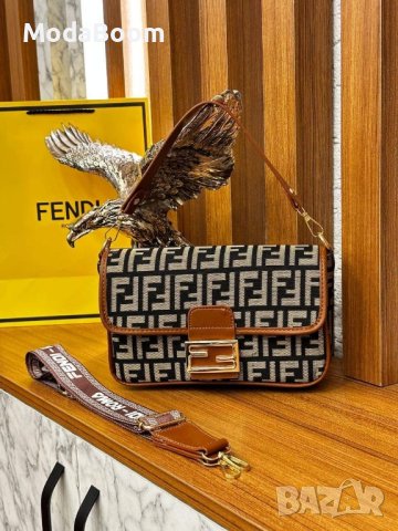 Дамски чанти Fendi, снимка 4 - Чанти - 42929589