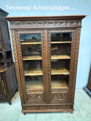 Уникална дъбова витрина, снимка 3 - Секции и витрини - 52717580