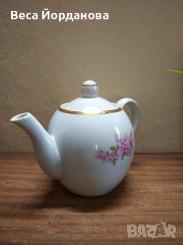 Старо порцеланово чайниче, снимка 2 - Антикварни и старинни предмети - 36495468