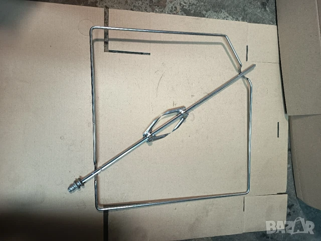 За готварска печка INDESIT чекмедже, скара, тавичка, грил 6, снимка 13 - Печки, фурни - 51229597