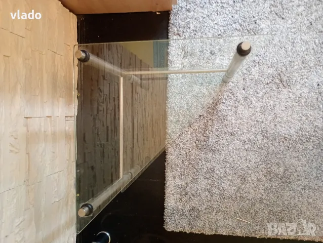 Малка стъклена масичка, снимка 5 - Маси - 49913332