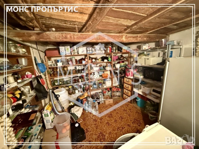 Двуетажна къща с двор и гараж в гр. Севлиево, обл. Габрово., снимка 11 - Къщи - 53111203