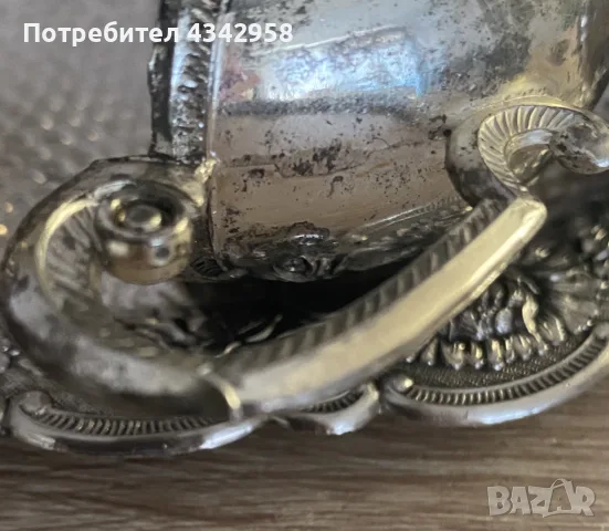 за Bazar.bg на български:

🌸 Винтидж комплект за захар и сметана с декоративен поднос.1940-1960г., снимка 4 - Други ценни предмети - 55979983