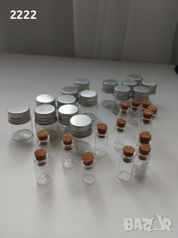 Малки шишенца и бурканчета 30 бр + контур за стъкло 