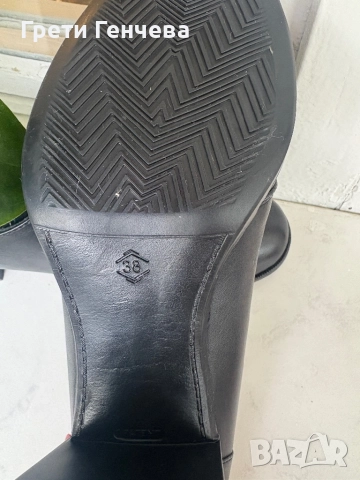 Дамски черни обувки номер 38 естествена кожа, снимка 3 - Дамски обувки на ток - 51726409