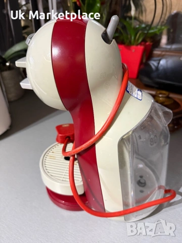 Кафе машина Dolce Gusto на части, снимка 2 - Кафемашини - 53377124