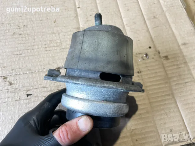 Тампон Двигател Ляв 948.375.049.01 Porsche Cayenne 957 4,8 V8, снимка 2 - Части - 49863841