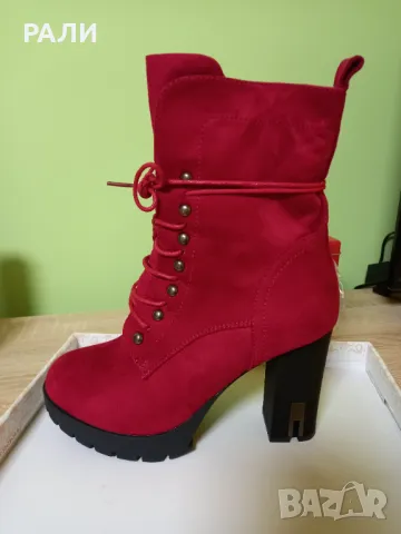 Боти, снимка 2 - Дамски боти - 48502555