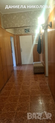 Продавам етаж с гараж и таван, снимка 10 - Етаж от къща - 52298731