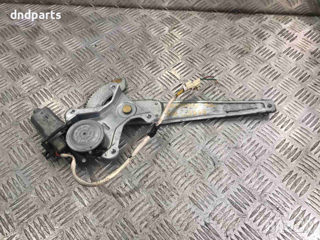 Заден десен стъклоповдигач Mazda Premacy,2003г.