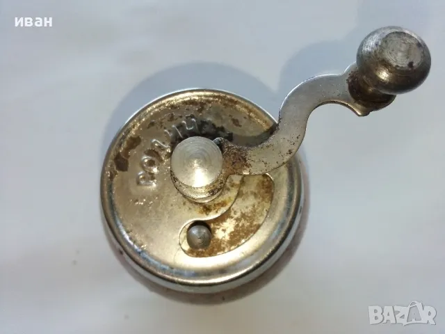 Стара мелничка за пипер, ТПК "Родина"  2, снимка 3 - Антикварни и старинни предмети - 48898279