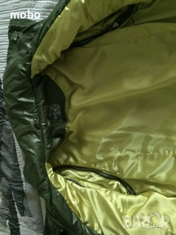 Зимно дамско яке, размер М, цвят – зелен, с топла подплата, закопчаване- с цип и копчета., снимка 5 - Якета - 51820679