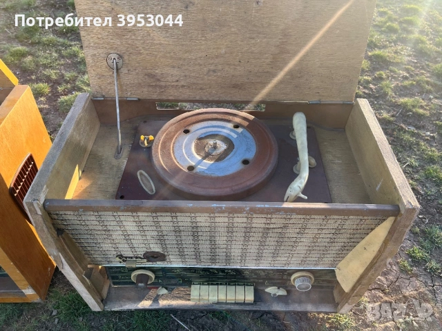 Два броя радио сакта за части, снимка 4 - Радиокасетофони, транзистори - 54265191