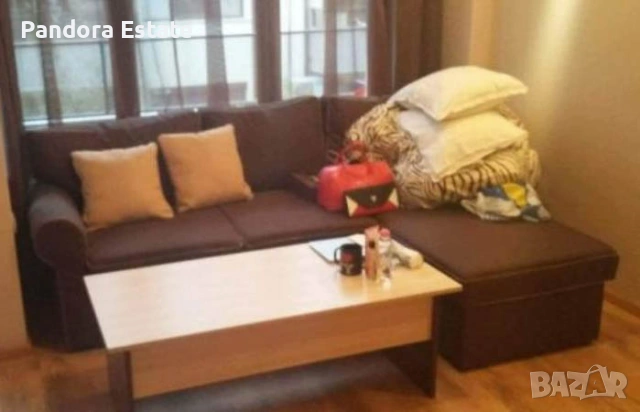 Продава тристаен апартамент в кв. Младост 1