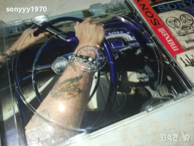 JOHNNY HALLYDAY CD 1808251953, снимка 11 - CD дискове - 51408990