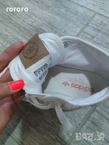 Кецове Адидас, снимка 2 - Кецове - 37894547