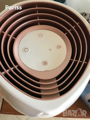 Овлажните за въздух Philips, снимка 2 - Овлажнители и пречистватели за въздух - 51096357