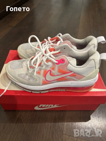 Дамски маратонки Nike Genom 38,5