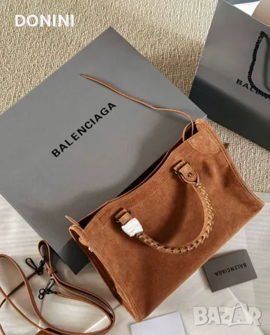 Balenciaga Дамска чанта, кожа, снимка 11 - Чанти - 56112673