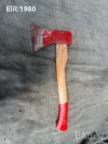 Продавам немска брадвичка 