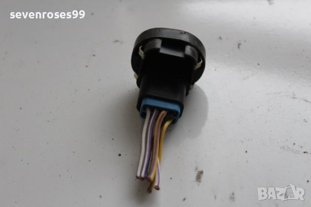 Бутон ел стъкло дясно Форд КА 1 Ford KA 1, снимка 3 - Части - 39725177