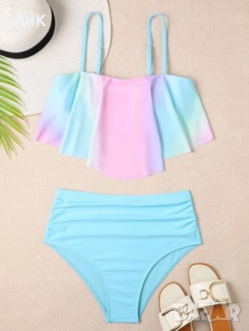 Светло син бански костюм , с цветно горнище