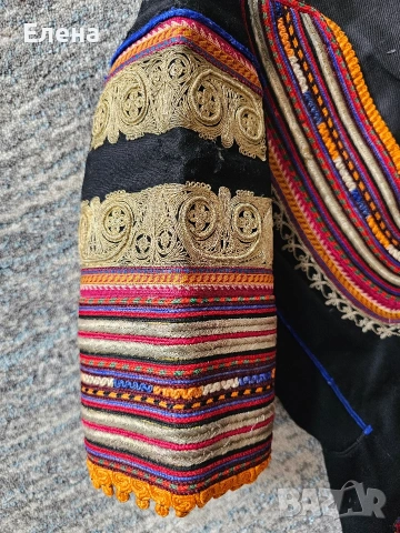 Автентична кюстендилска, казмирена сая за носия. Сърма, снимка 2 - Антикварни и старинни предмети - 54048241