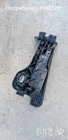 Газ педал за Волксваген Голф 5 1.9 дизел 105к.с 2006г, снимка 3 - Части - 51190536