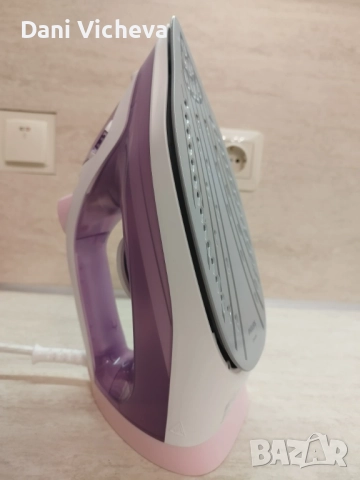 Philips 3000 Series Steam Iron — 2600W, снимка 3 - Ютии - 52738623